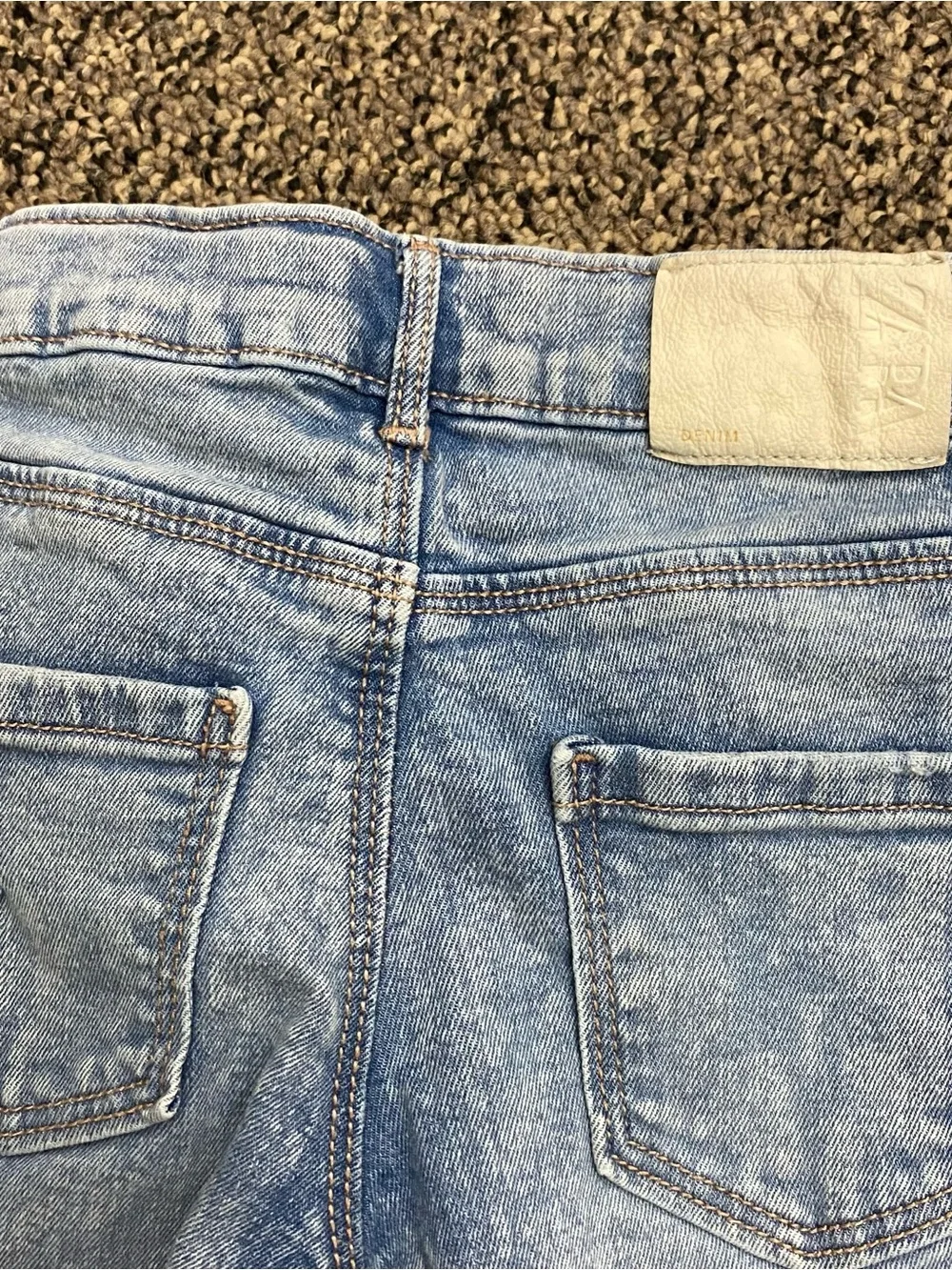 Zara Toddler Girls Hearts Long Sleeve & Distressed Denim Set Size 3-4